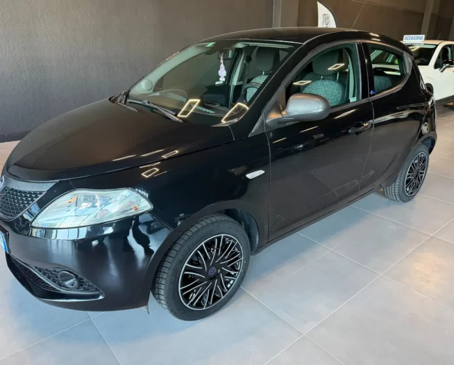 Lancia Ypsilon 1.2 Elefantino 69cv