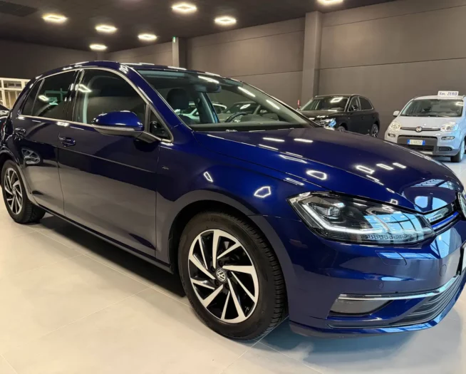 Volkswagen Golf 1.5 tsi Highline 130cv Fari Led Navi App Connect